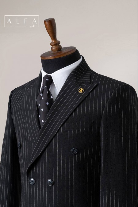 Alfa Suit Siyah Çizgili Kruvaze Takım Elbise | Power Suit Serisi