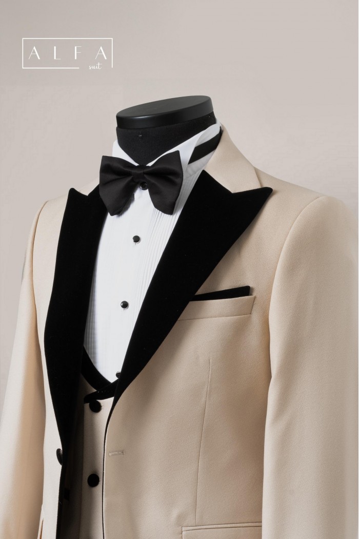 Alfa Suit Slim Fit Açık Gri Düz Takım Elbise Alfa Suit Slim Fit Açık Gri Düz Takım Elbise