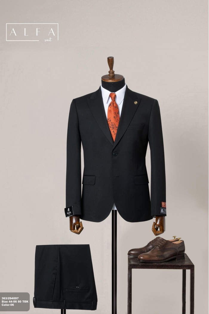 Alfa Suit Slim Fit Açık Gri Düz Takım Elbise Alfa Suit Slim Fit Açık Gri Düz Takım Elbise